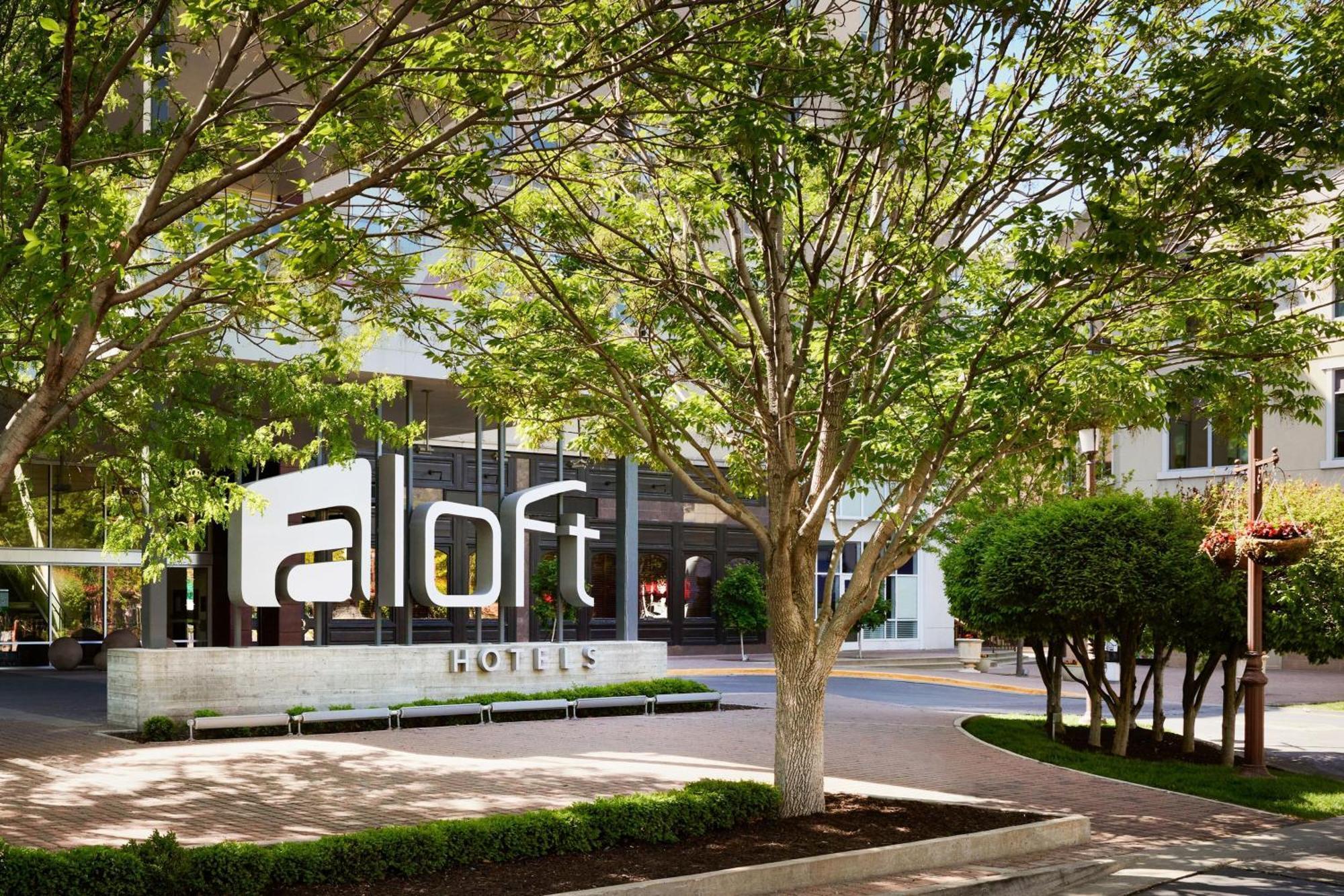 Aloft Leawood-Оверленд Парк Экстерьер фото