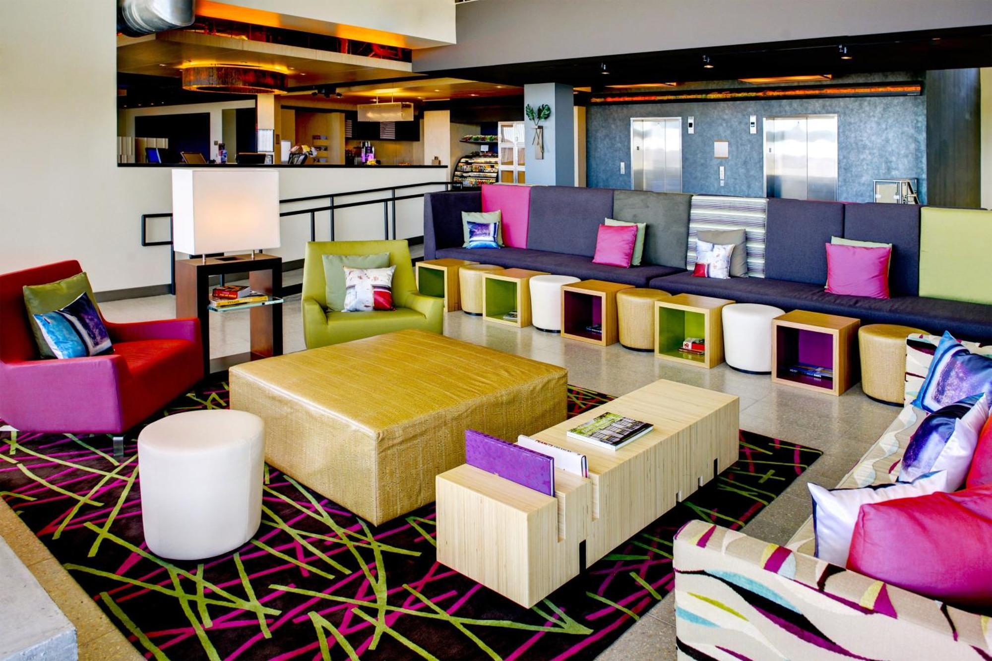 Aloft Leawood-Оверленд Парк Экстерьер фото